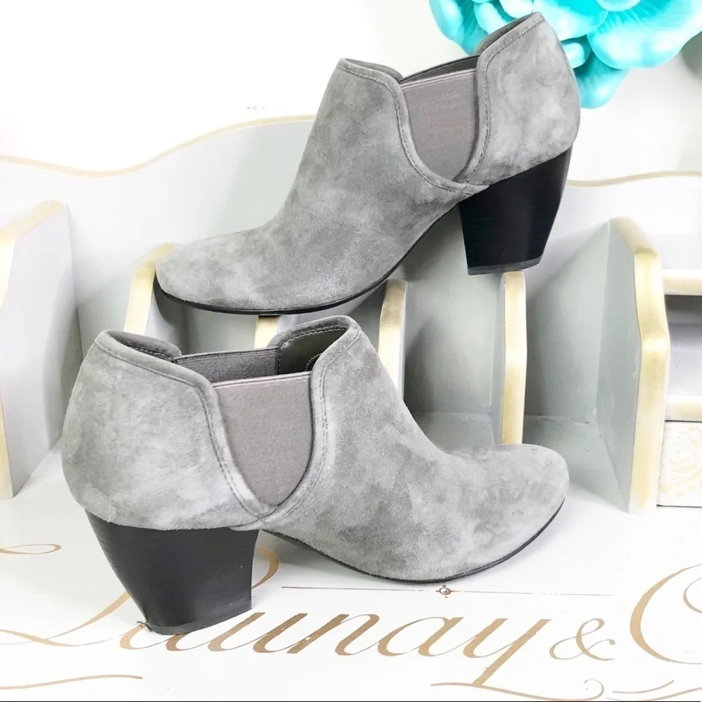 VANELI grey suede, ankle booties